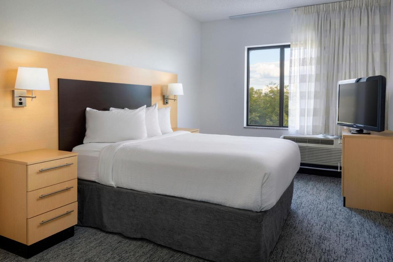 ทาวน์เพลส สวีท ยอร์ก Hotel ยอร์ค ภายนอก รูปภาพ